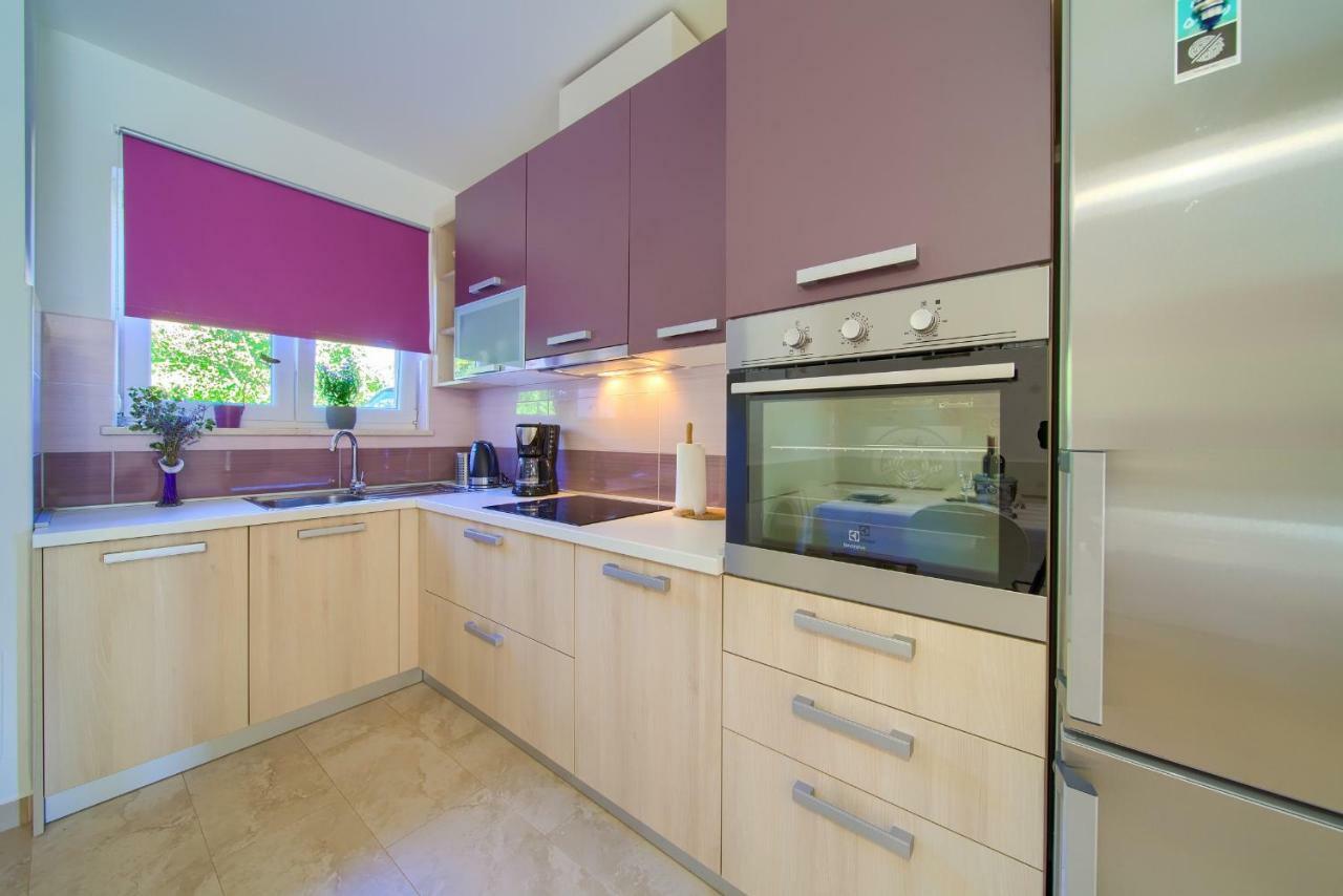 Stela Apartment Pinezici  Luaran gambar
