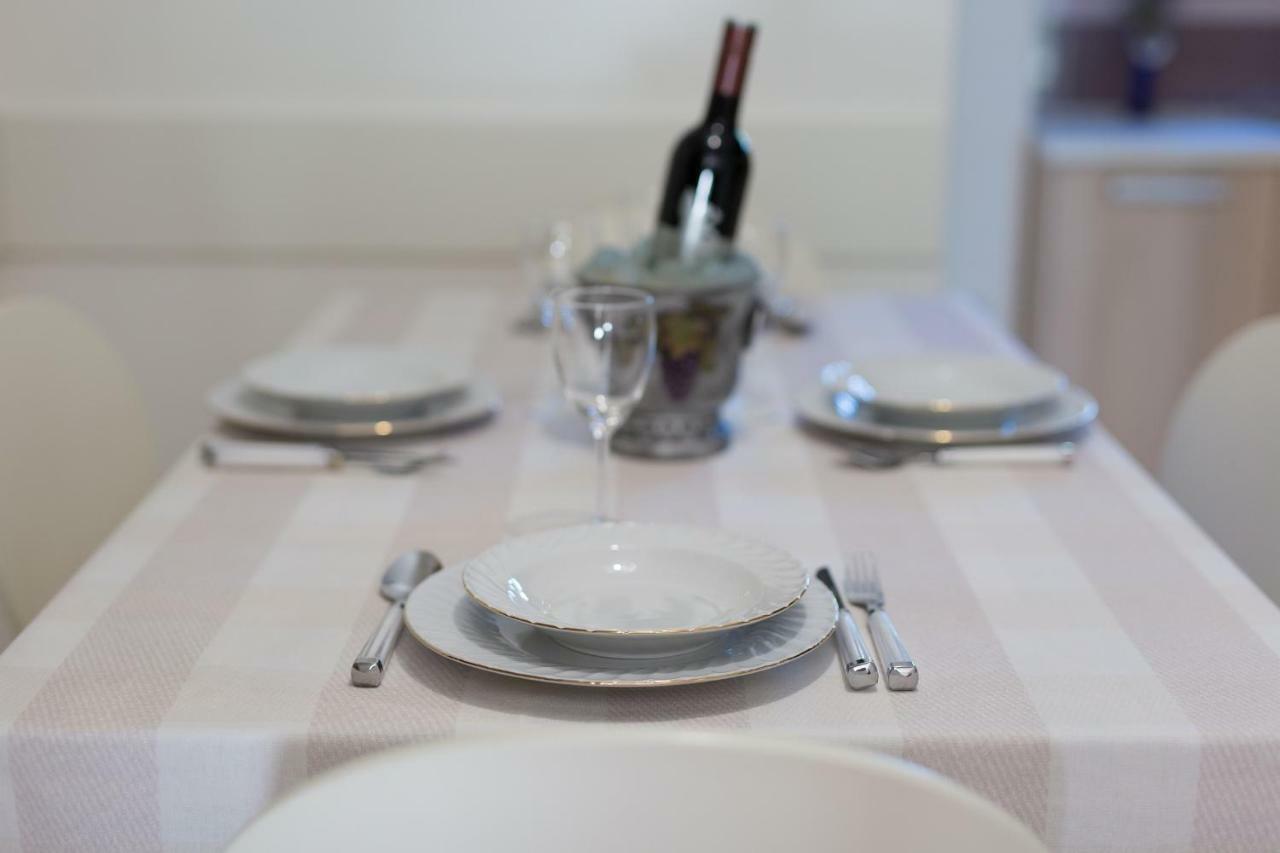 Stela Apartment Pinezici  Luaran gambar